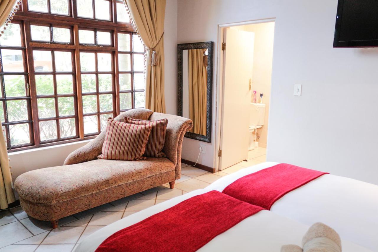 25 On Catherine Pretoria-Noord 外观 照片
