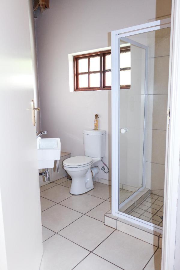 25 On Catherine Pretoria-Noord 外观 照片