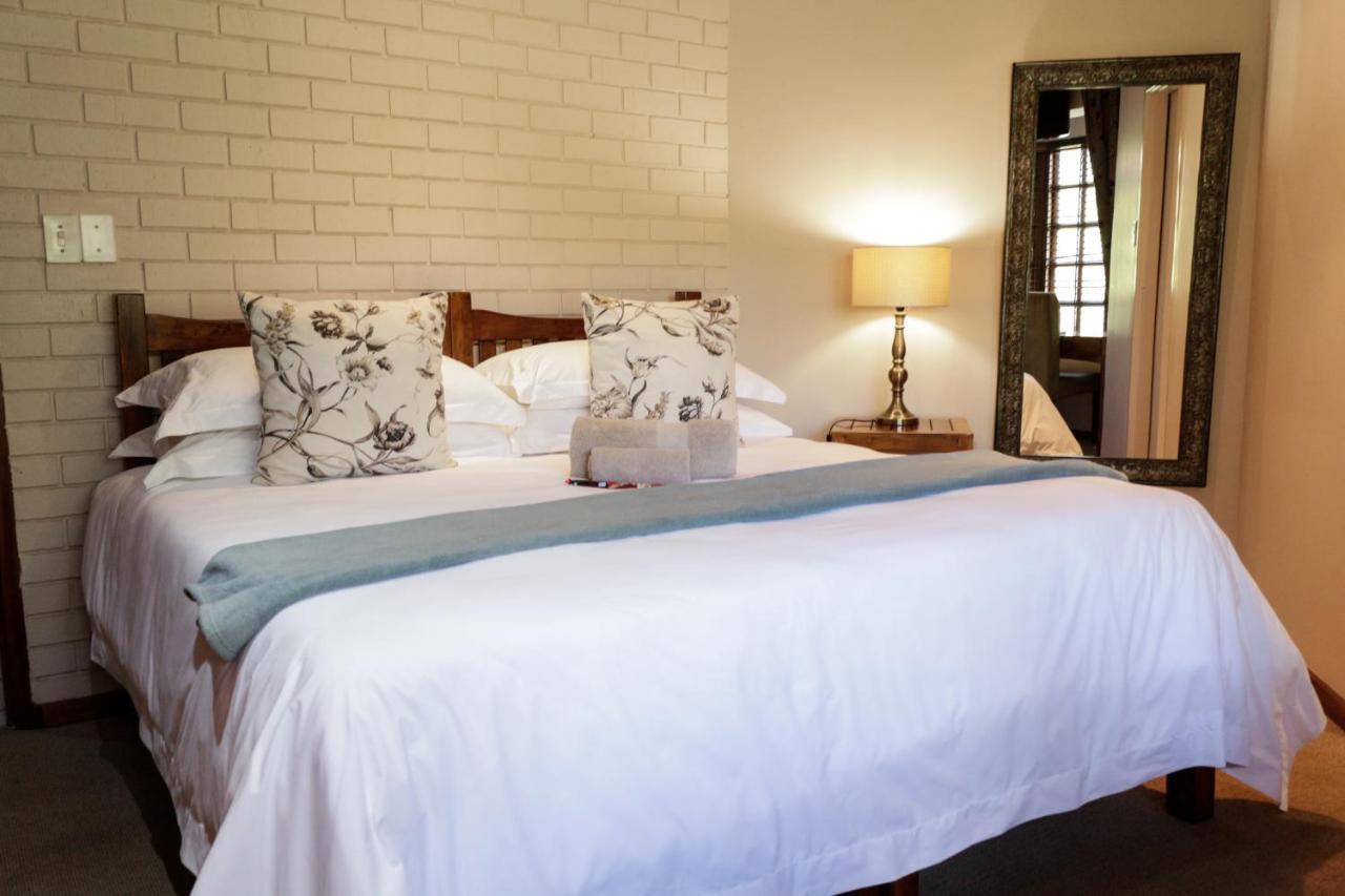 25 On Catherine Pretoria-Noord 外观 照片