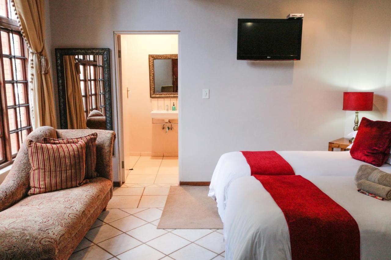 25 On Catherine Pretoria-Noord 外观 照片