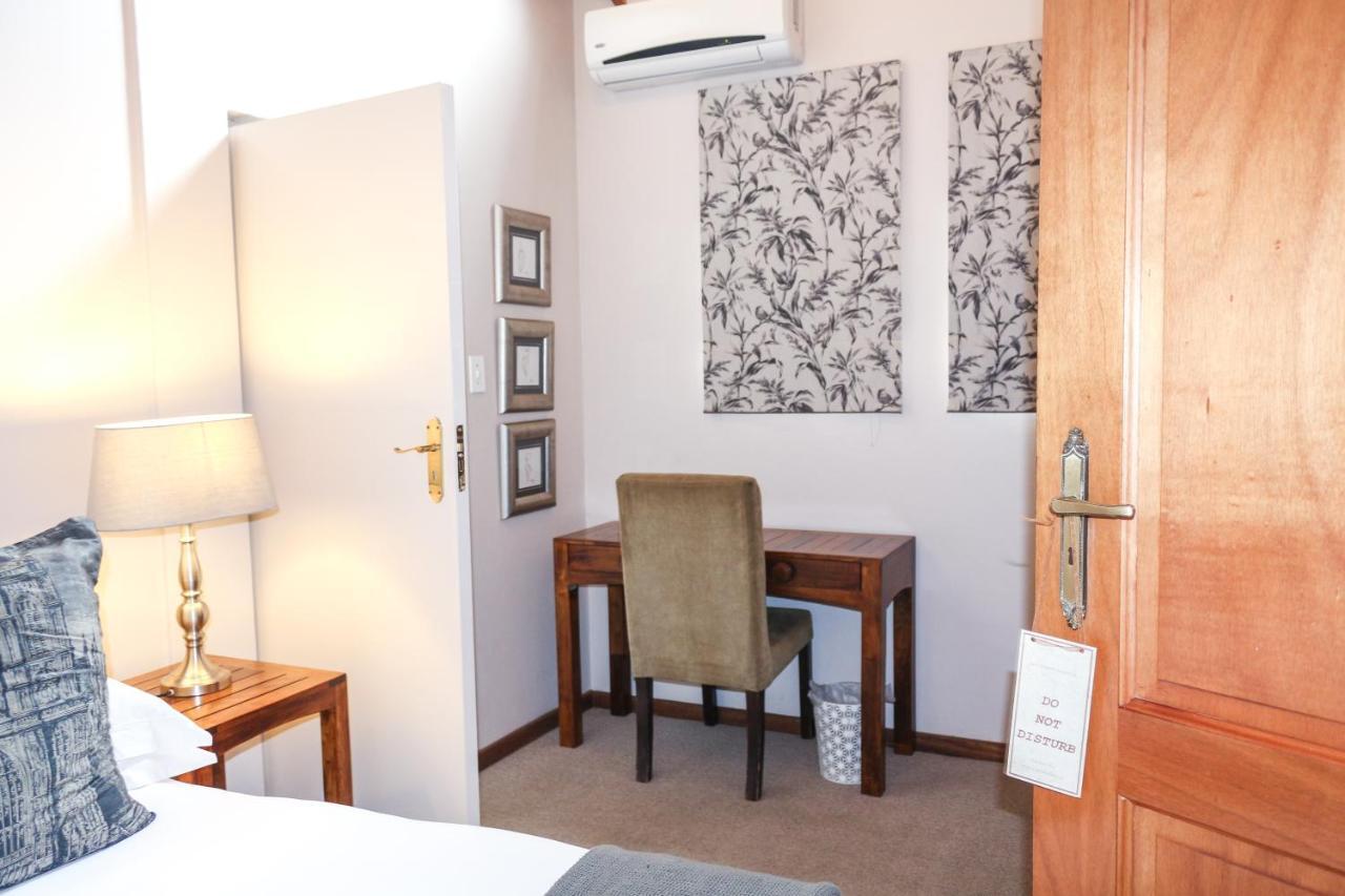 25 On Catherine Pretoria-Noord 外观 照片